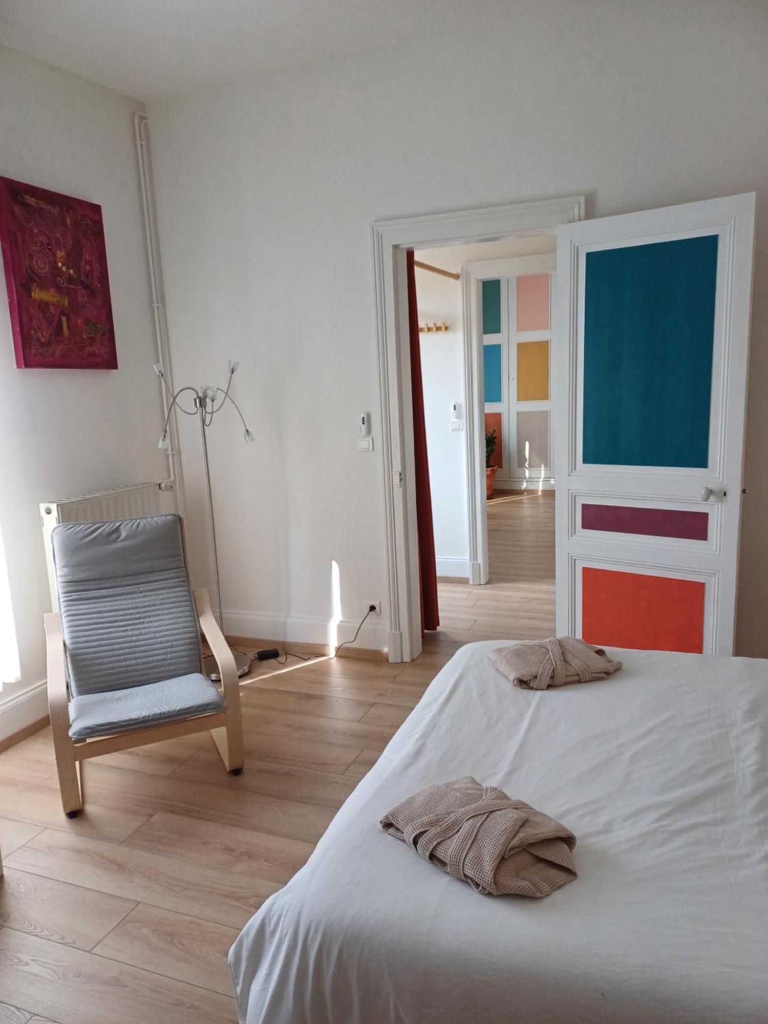 Chambre D'Hotes Les Epicuriens Epernay Exterior photo